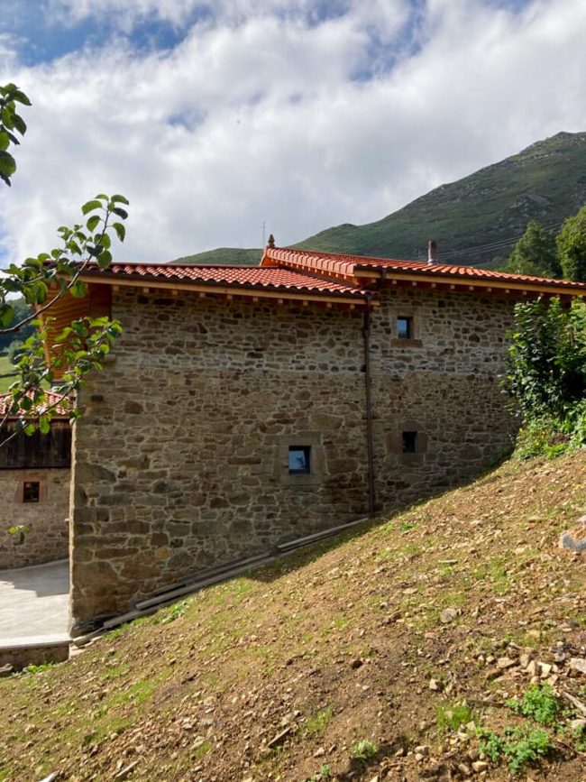 Casa en La Azorera Tineo Dolmen Arquitectos