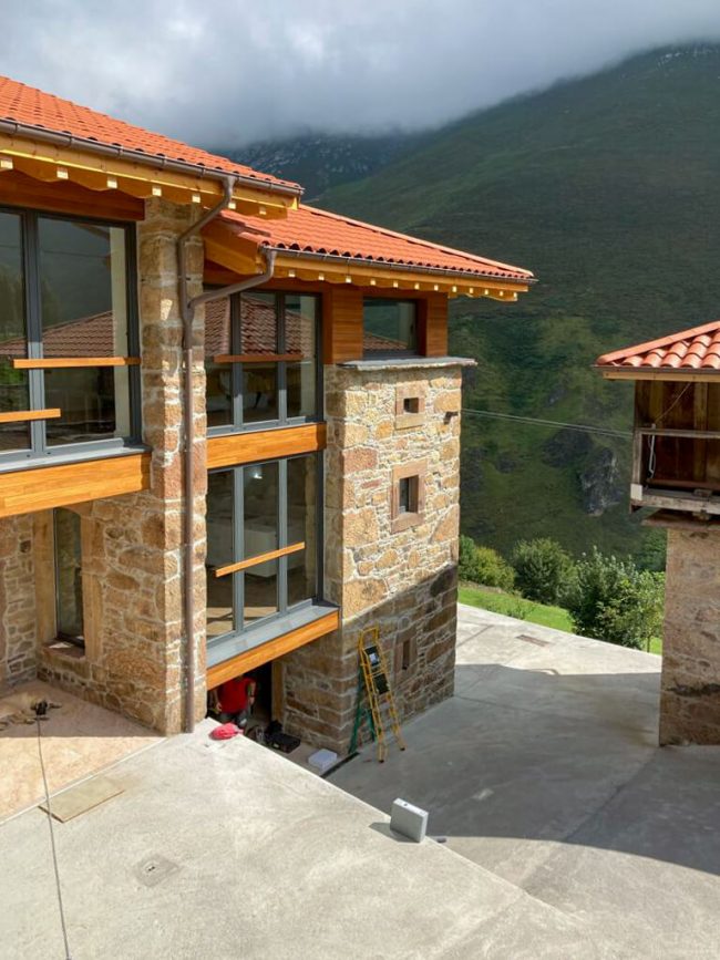 Casa en La Azorera Tineo Dolmen Arquitectos