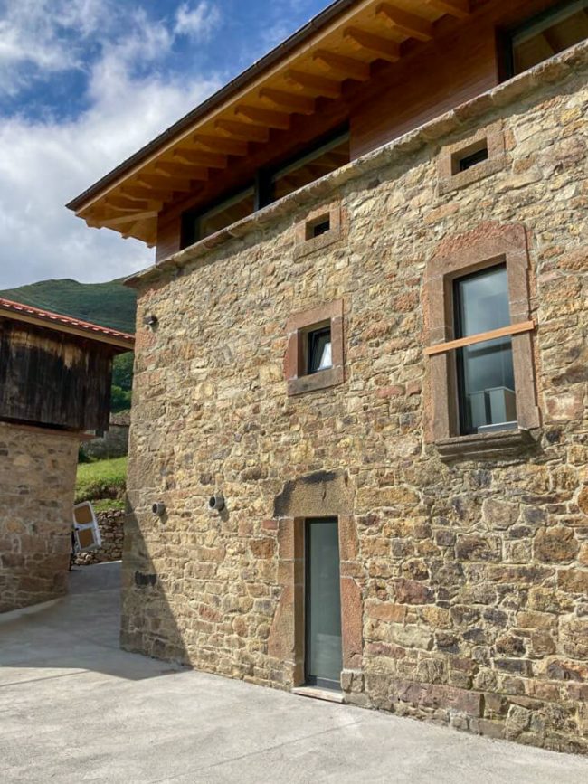 Casa en La Azorera Tineo Dolmen Arquitectos