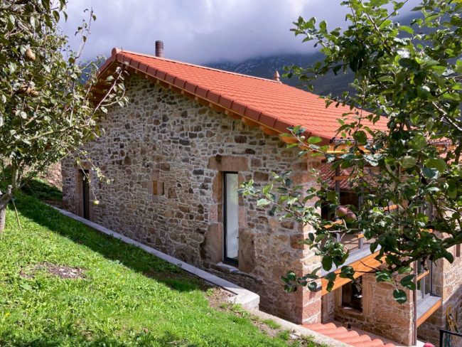 Casa en La Azorera Tineo Dolmen Arquitectos