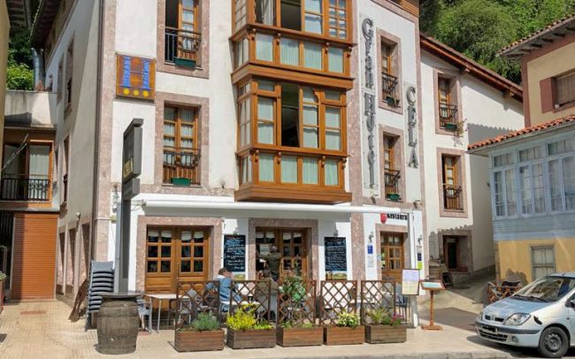 Diseño hotel en Belmonte de Miranda Asturias