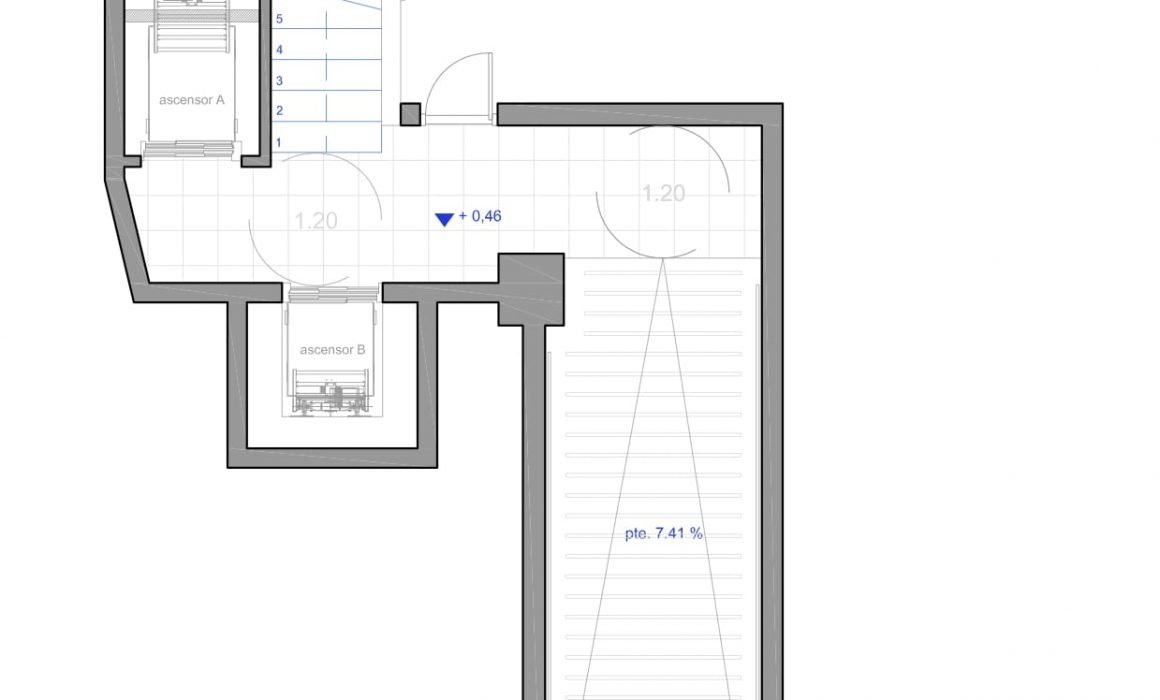 Estado reformado adecuación de portal y servicios comunes en edificio de viviendas en la calle Asturias de Gijón