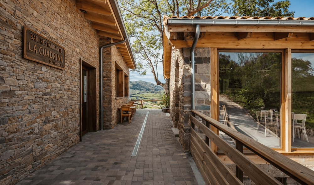 Plan Especial para la Implantación de Apartamentos Turísticos en Linares Proaza proyecto de Dolmen Arquitectos