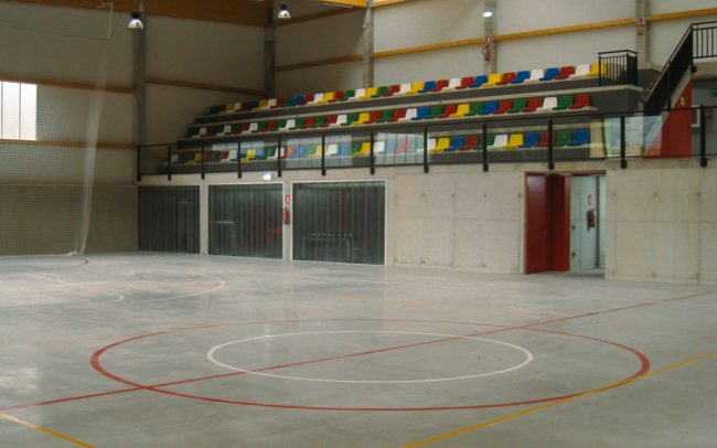 Polideportivo en Panes diseño de Dolmen Arquitectos de Asturias