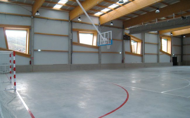 Polideportivo en Panes diseño de Dolmen Arquitectos de Asturias