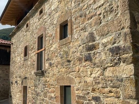 Reforma de casa en La Azorera Asturias Dolmen Arquitectos