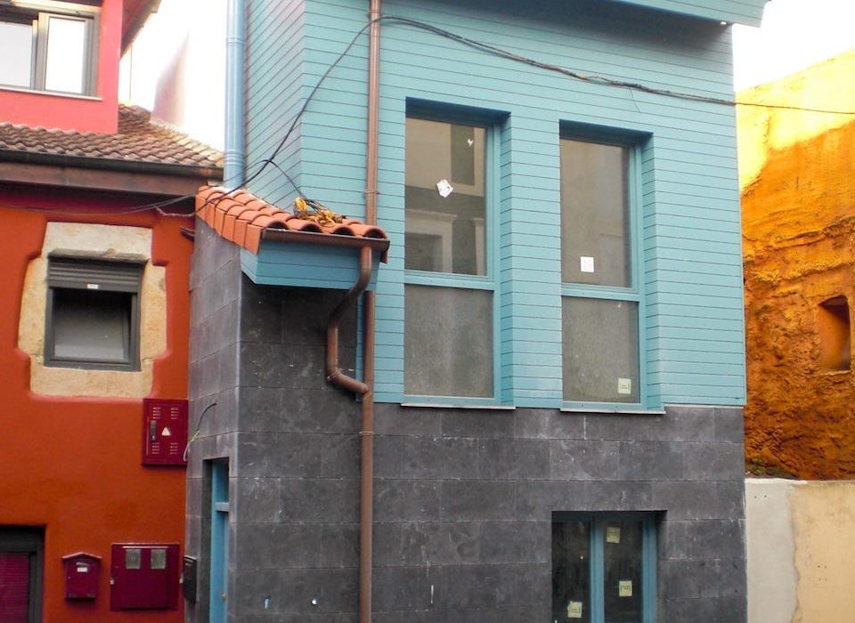 Reforma de casa entre medianeras en Cimadevilla Gijón