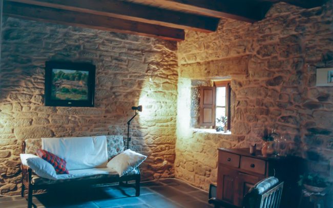 Reforma de casa tradicional en Muelas de los Caballeros Zamora obra de Dolmen Arquitectos