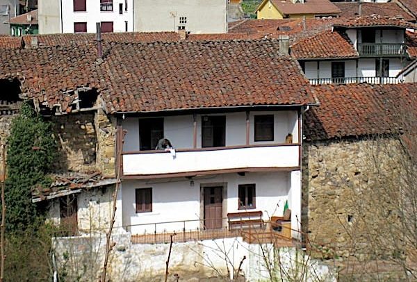 Reforma de casa tradicional en Sobrescobio Asturias