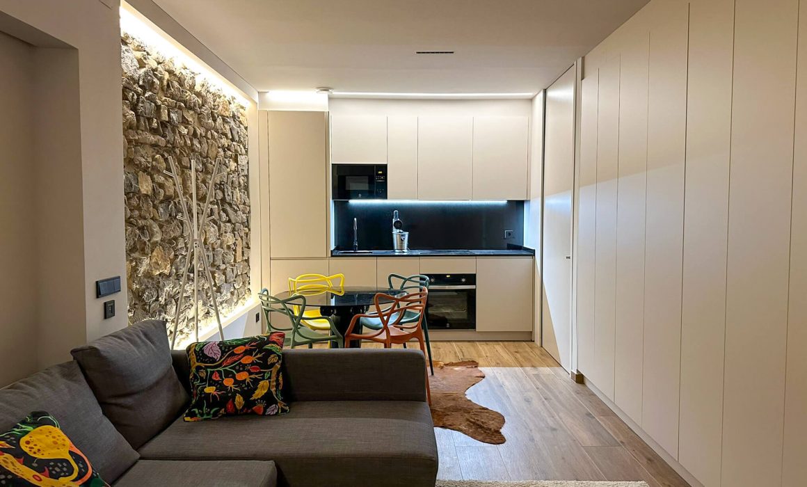 Transformación de local comercial en vivienda en Gijón un proyecto de Dolmen Arquitectos