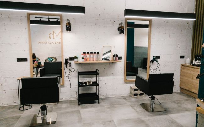 Reforma de local de peluquería en Gijón proyecto de Dolmen Arquitectos