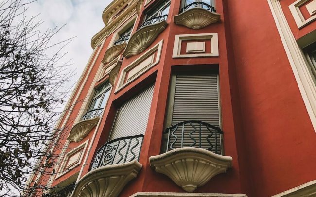 Reforma fachadas Asturias edificio modernista Plazuela Gijón proyecto de Dolmen Arquitectos