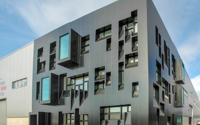 Reforma nave industrial Gijón Aluminios Pérez Soto Dolmen Arquitectos