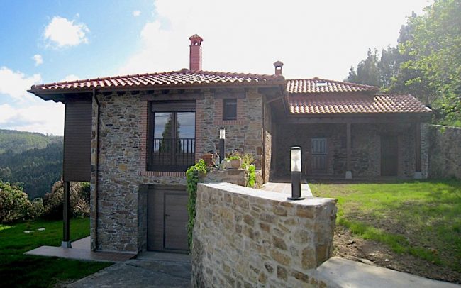 Reforma y ampliación de vivienda en La Tabla en Cudillero Asturias