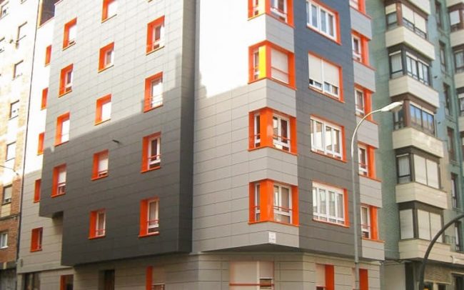 Renovación de fachadas en la calle Reconquista de Gijón Asturias