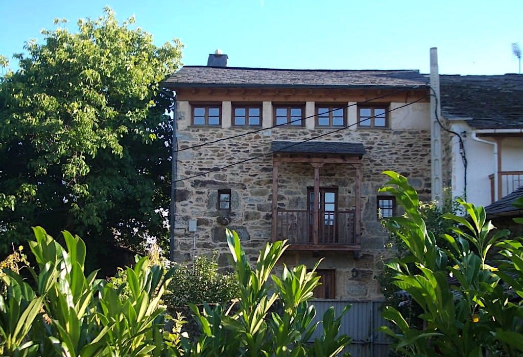 Rehabilitacion de vivienda en Castellanos de Sanabria por arquitecto Dolmen