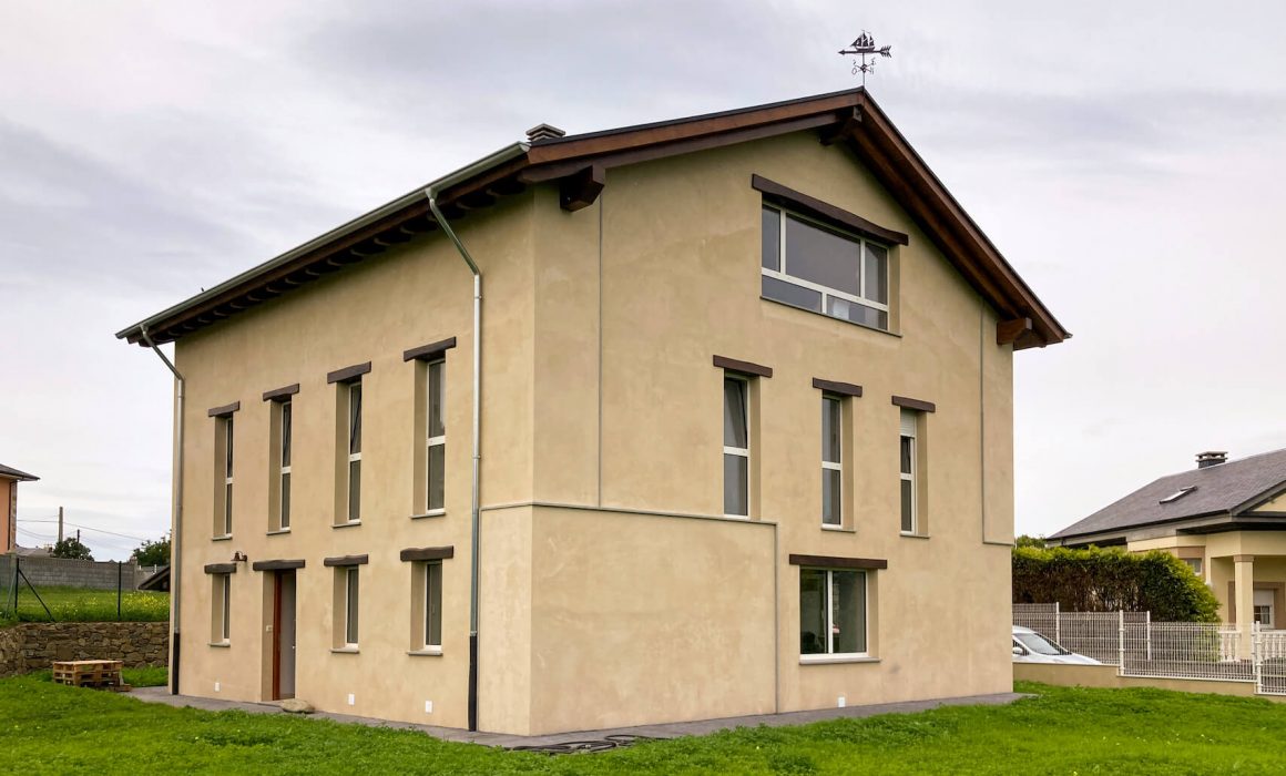 Rehabilitación de vivienda unifamiliar en La Caridad Asturias Dolmen Arquitectos estado reformado
