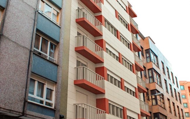Rehabilitación de fachadas y terrazas en edificio de Gijón Asturias