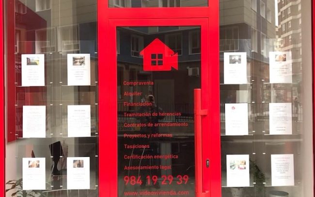 Video vivienda inmobiliaria en Gijon reformada por arquitecto Dolmen