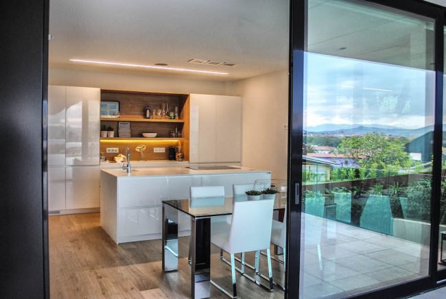 Vivienda de lujo en El Rinconín Gijón diseño de Dolmen Arquitectos arquitectura e interiorismo en Asturias