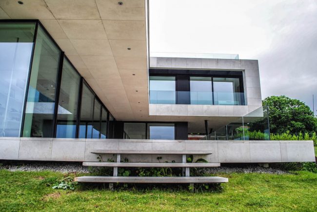 Vivienda de lujo en El Rinconín Gijón diseño de Dolmen Arquitectos arquitectura e interiorismo en Asturias