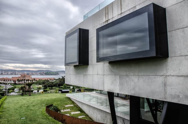 Vivienda de lujo en El Rinconín Gijón diseño de Dolmen Arquitectos arquitectura e interiorismo en Asturias