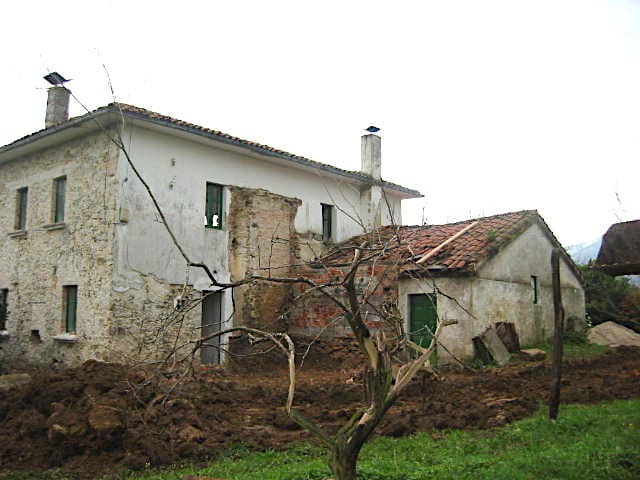 vivienda-unifamiliar-en-cudillero-asturias-para-restaurar