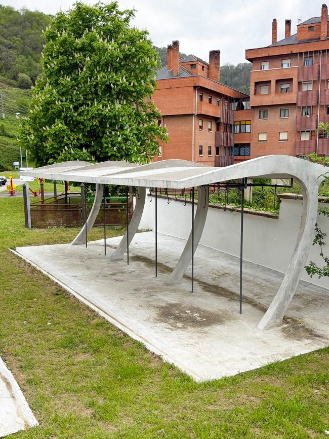 Cobertizo bicis patrimonio cultural Asturias, Dolmen Arquitectos