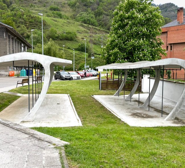 Cobertizo bicis pozo minero Asturias, Dolmen