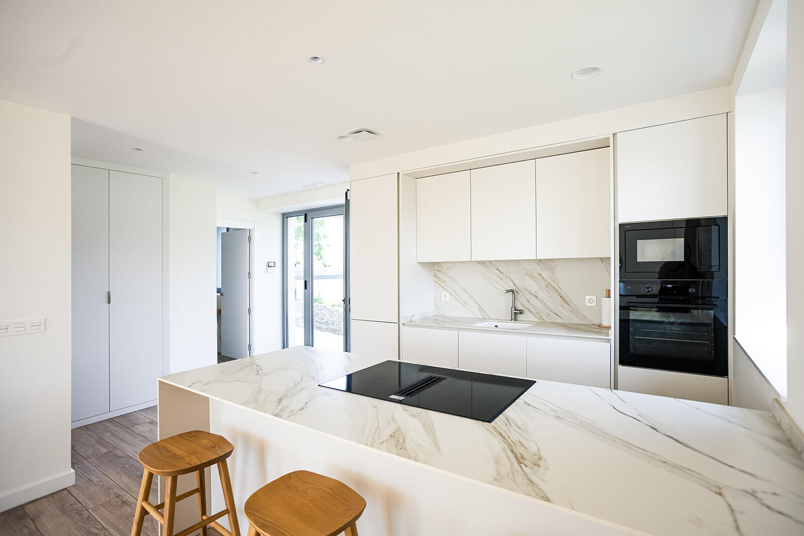 cocina moderna apartamento 1 Villa Delfina reformado