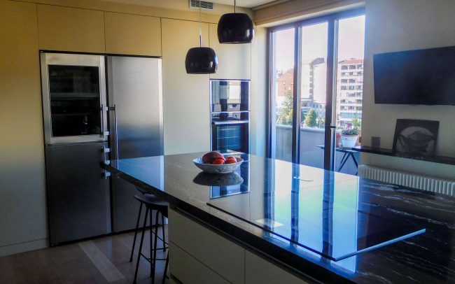 cocina reformada vivienda Oviedo_Dolmen