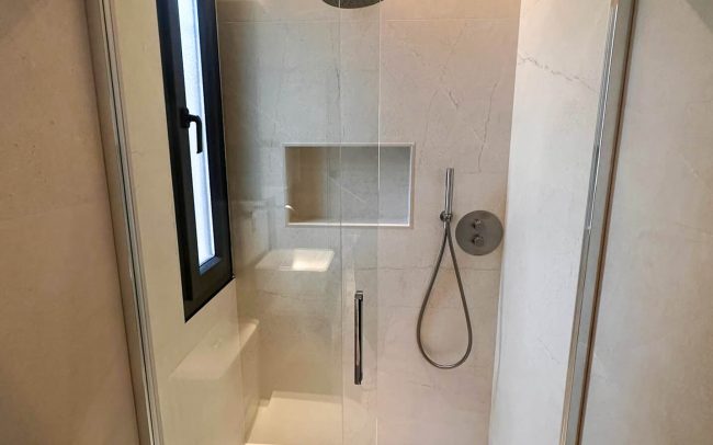 ducha nicho piso reformado Asturias_Dolmen Arquitectos