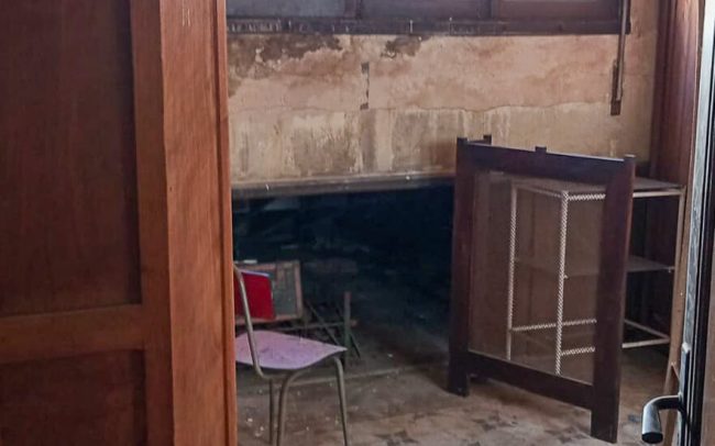 habitación piso antiguo suelo hidraulico Dolmen Arquitectos