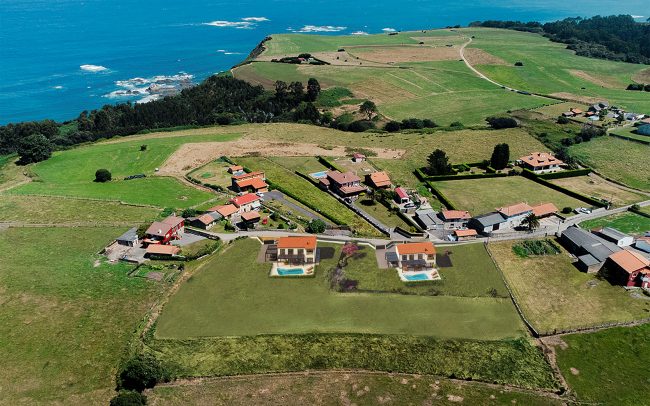 parcelacion dos viviendas Asturias Dolmen Arquitectos