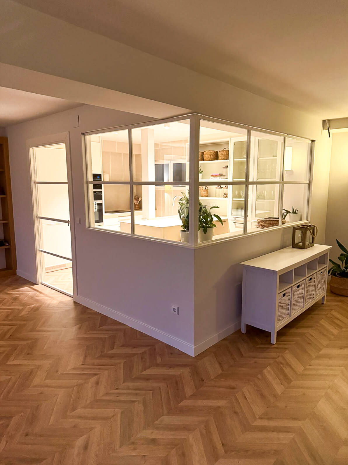 Cocina - Reforma interior de piso en el centro de Gijón, proyectada por Dolmen Arquitectos