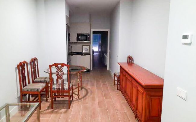 salon cocina pasillo vivienda reformada antes local_byDolmen