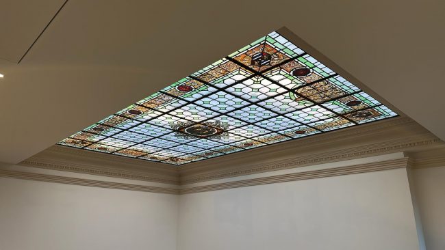 vidriera-escalera-palacete-vista-alegre-detalle-restaurado